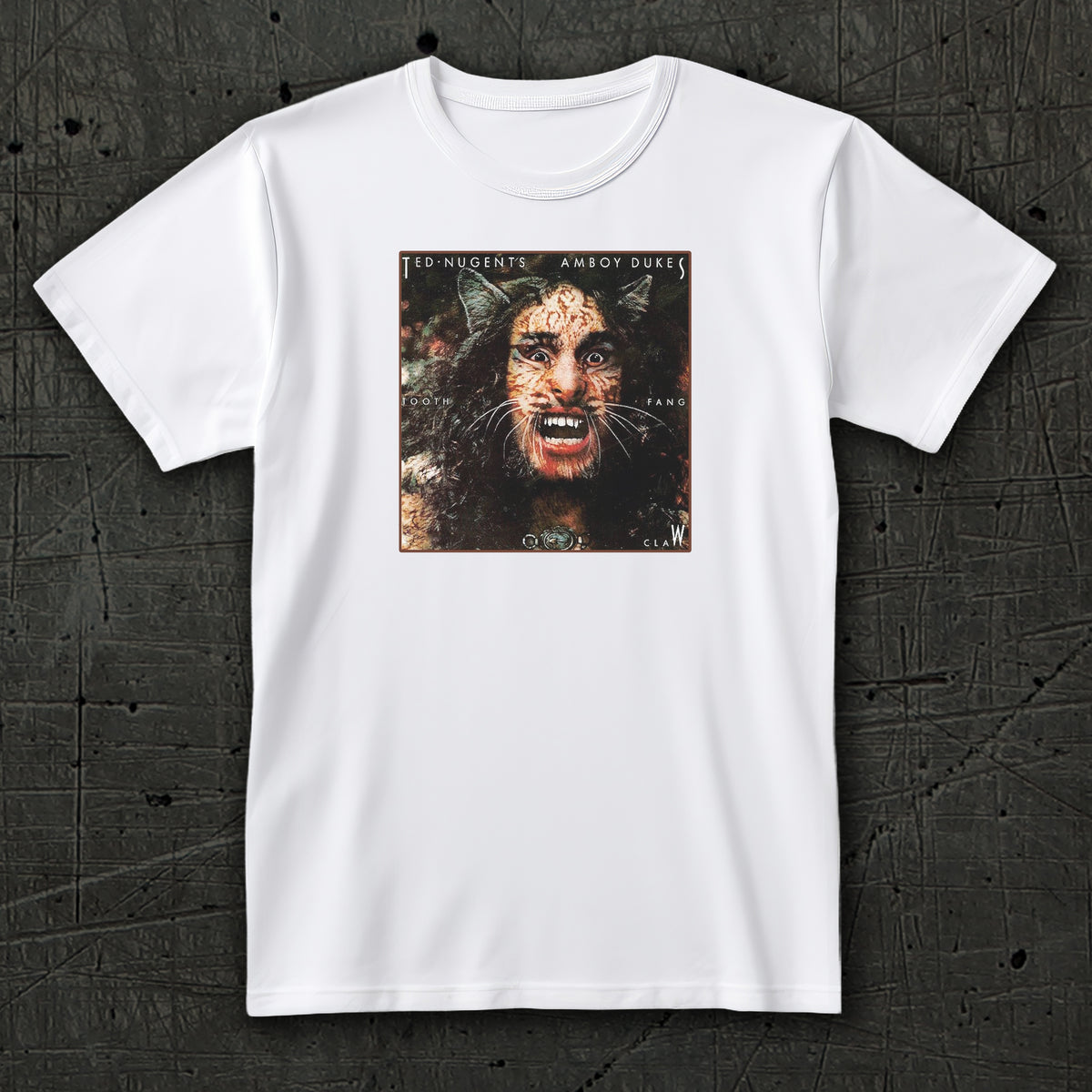 Tooth, Fang & Claw “DAZED” - T-Shirt